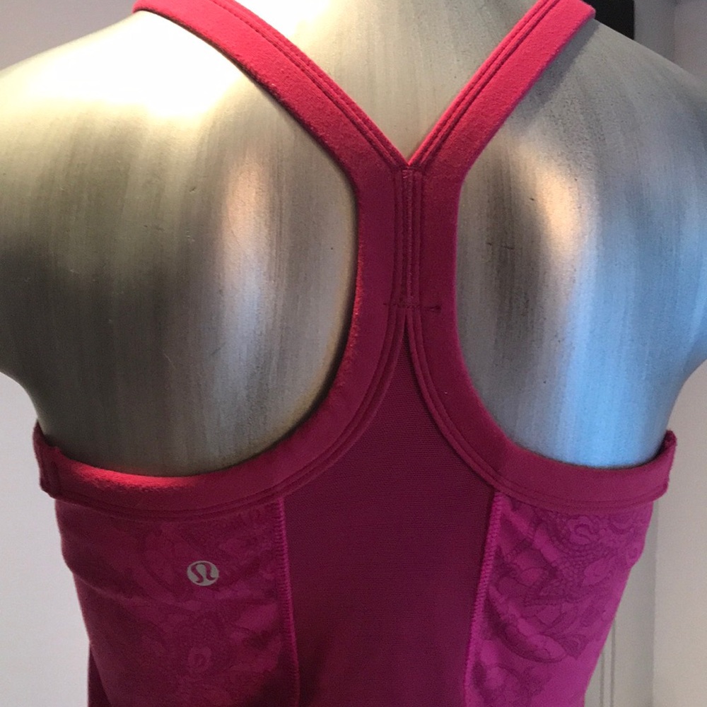 Lululemon - Picture 3 of 7